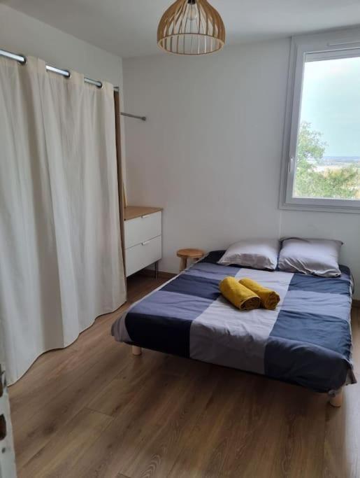 Ferienwohnung Superbe T3 Cosy, Parking Gratuit + Balcon Riom Exterior foto
